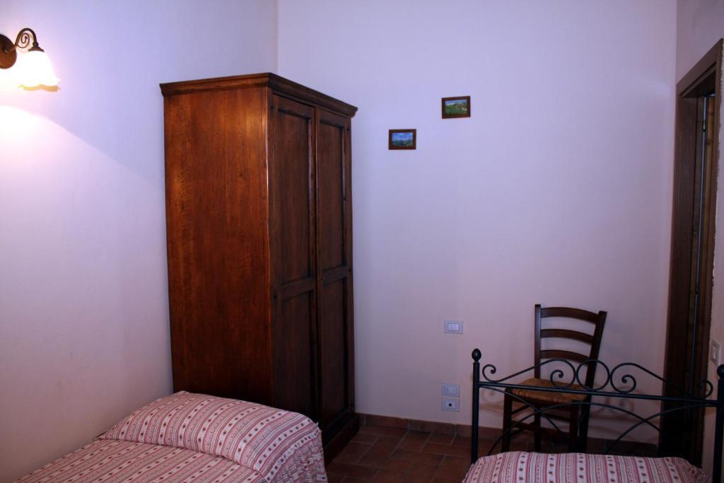 Agriturismo Le Docce Castelfiorentino Quarto foto
