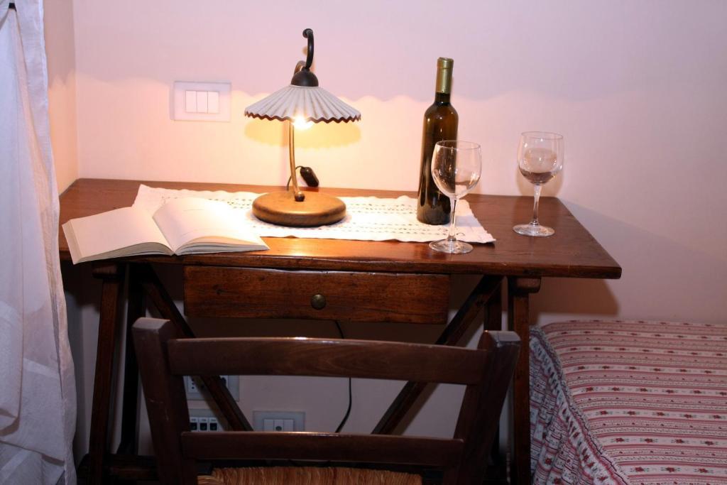 Agriturismo Le Docce Castelfiorentino Quarto foto